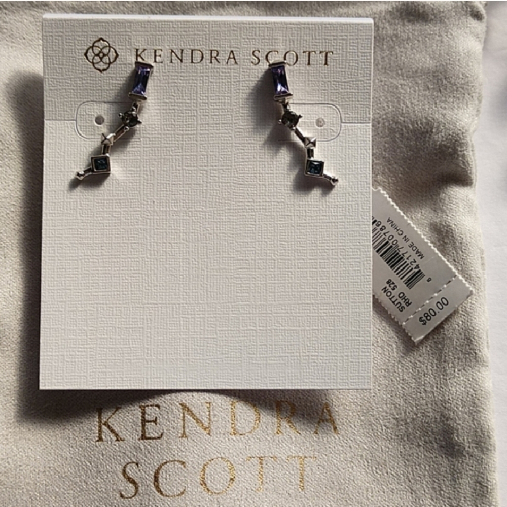 Kendra Scott Sutton Earrings - Picture 4 of 5